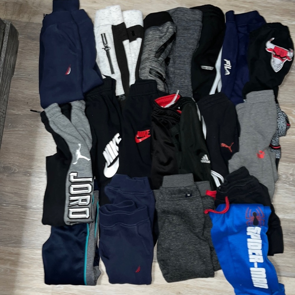 18 sweats/athletic various brands/color upload $12 each or Bulk  ALL SIZE 5
